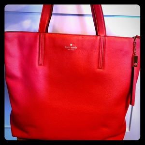 Gorgeous Kate Spade bag....EUC like new.